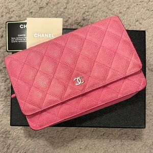 CHANEL Pink Quilted Caviar Leather Wallet with CC Turnlock